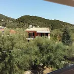 Philippos Aparthotel 2*