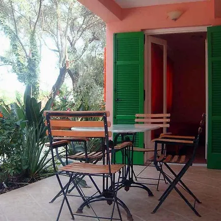 Apart Otel Philippos Nikiana