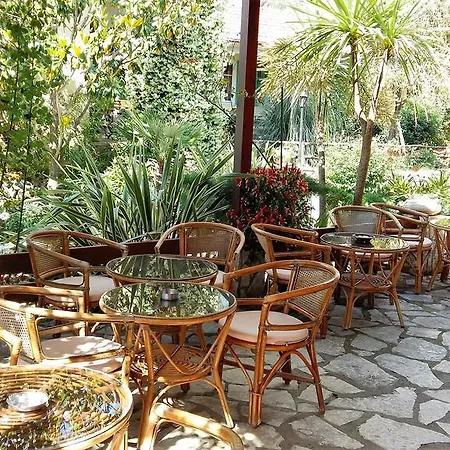 Apartmanhotel Philippos 2*