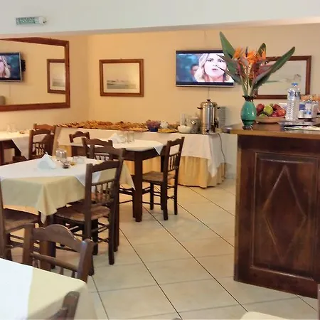 Apartmanhotel Philippos Nikiána