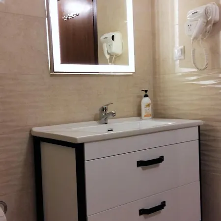 Apart Otel Philippos Nikiana