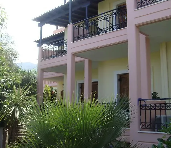 Lägenhetshotell Philippos 2*