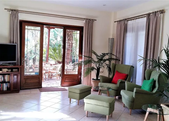 Philippos Lägenhetshotell Nikiana